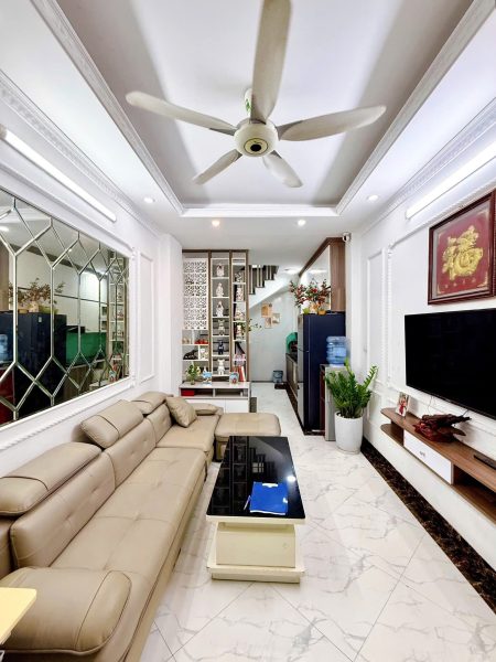 Ban Nha Goc De 30m2 X 5 Tang Gan O To Dep Chuan Khong Can Chinh 2