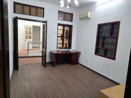 Nha Lo Goc O To 7 Cho Vao Nha Ngo Thong Tu Tung 7