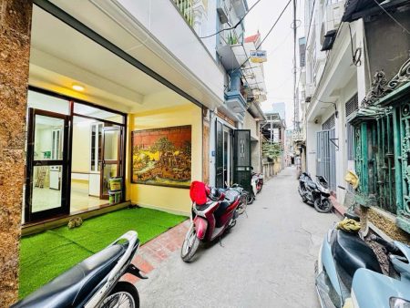 ban-nha-pho-6-tang-nam-du